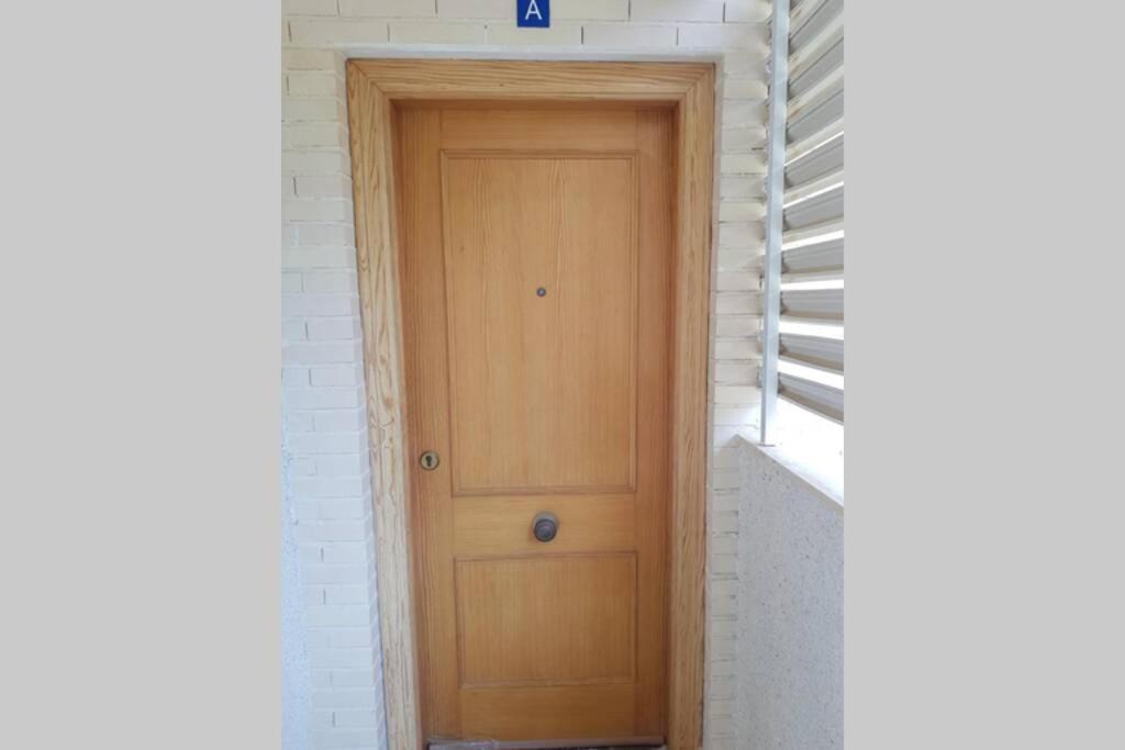 Ideal 2 Benidorm Buitenkant foto